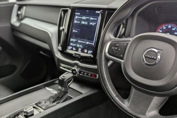 VOLVO XC60 2.0 T4 Edition SUV 5dr Petrol Auto Euro 6 (s/s) (190 ps)