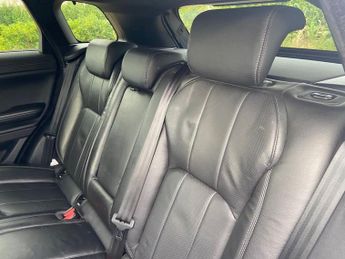 LAND ROVER RANGE ROVER EVOQUE 2.0 TD4 Landmark SUV 5dr Diesel Auto 4WD Euro 6 (s/s) (180 ps)