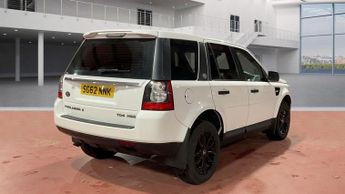 LAND ROVER FREELANDER 2 2.2 TD4 HSE SUV 5dr Diesel CommandShift 4WD Euro 5 (150 ps)