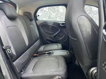 SMART FORFOUR 17.6kWh Pulse Premium Hatchback 5dr Electric Auto (22kW Charger)