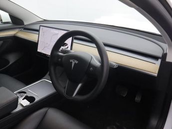 TESLA Model 3 (Dual Motor) Long Range Saloon 4dr Electric Auto 4WDE (346 ps)