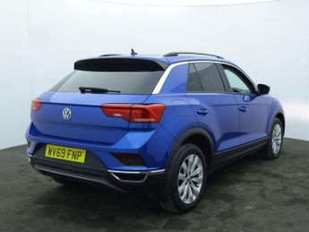 VOLKSWAGEN T-ROC 2.0 TDI SE SUV 5dr Diesel DSG Euro 6 (s/s) (150 ps)