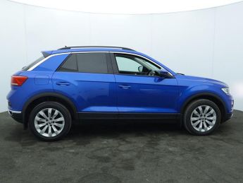 VOLKSWAGEN T-ROC 2.0 TDI SE SUV 5dr Diesel DSG Euro 6 (s/s) (150 ps)
