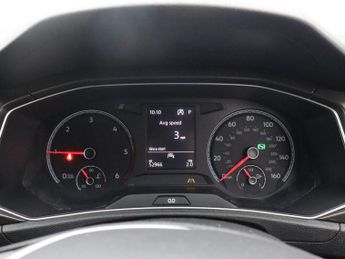 VOLKSWAGEN T-ROC 2.0 TDI SE SUV 5dr Diesel DSG Euro 6 (s/s) (150 ps)