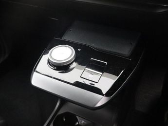 MG MG 4 51kWh SE Hatchback 5dr Electric Auto (170 ps)