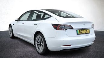 TESLA Model 3 Standard Range Plus Saloon 4dr Electric Auto RWD (241 bhp)
