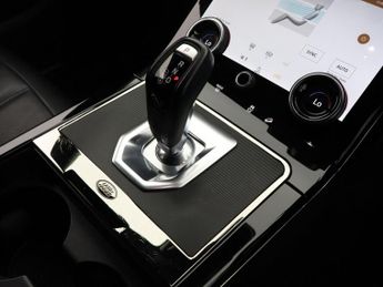 LAND ROVER RANGE ROVER EVOQUE 1.5 P300e 12.2kWh R-Dynamic SE SUV 5dr Petrol Plug-in Hybrid Aut