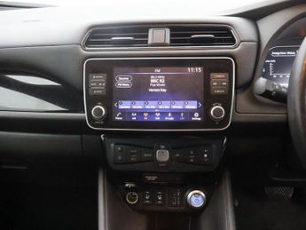 NISSAN LEAF 59kWh e+ Tekna Hatchback 5dr Electric Auto (217 ps)