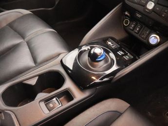 NISSAN LEAF 59kWh e+ Tekna Hatchback 5dr Electric Auto (217 ps)