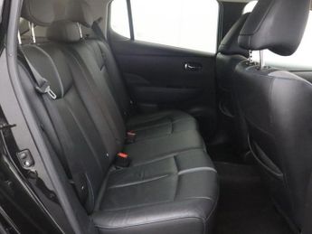 NISSAN LEAF 59kWh e+ Tekna Hatchback 5dr Electric Auto (217 ps)