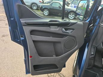 FORD TRANSIT CUSTOM Euro 6 hybrid Panel van, 49,999 miles, Automatic Gearbox, Sat Na