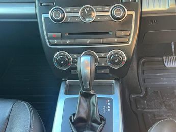 LAND ROVER FREELANDER 2 2.2 SD4 XS SUV 5dr Diesel CommandShift 4WD Euro 5 (190 ps)
