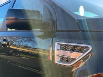 LAND ROVER FREELANDER 2 2.2 SD4 XS SUV 5dr Diesel CommandShift 4WD Euro 5 (190 ps)