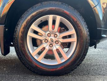 LAND ROVER FREELANDER 2 2.2 SD4 XS SUV 5dr Diesel CommandShift 4WD Euro 5 (190 ps)