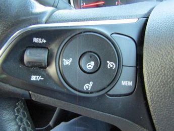 VAUXHALL CROSSLAND 1.2 Turbo Ultimate SUV 5dr Petrol Auto Euro 6 (s/s) (130 ps)