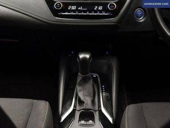 TOYOTA COROLLA 1.8 VVT-h GPF Icon Touring Sports 5dr Petrol Hybrid CVT Euro 6 (