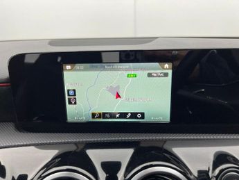 MERCEDES-BENZ A CLASS 2.0 A250 AMG Line Hatchback 5dr Petrol 7G-DCT Euro 6 (s/s) (224 