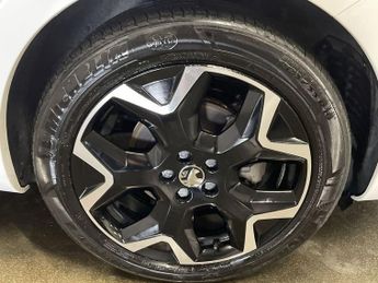 VAUXHALL GRANDLAND 1.2 Ultimate SUV 5dr Petrol Hybrid e-DCT Euro 6 (s/s) (136 ps)