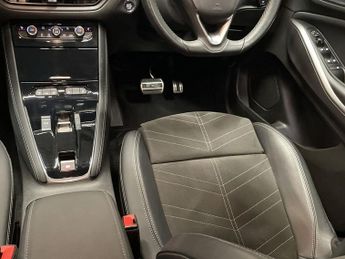 VAUXHALL GRANDLAND 1.2 Ultimate SUV 5dr Petrol Hybrid e-DCT Euro 6 (s/s) (136 ps)