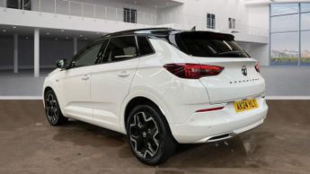 VAUXHALL GRANDLAND 1.2 Ultimate SUV 5dr Petrol Hybrid e-DCT Euro 6 (s/s) (136 ps)