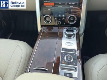 LAND ROVER RANGE ROVER 4.4 SD V8 Vogue SE SUV 5dr Diesel Auto 4WD Euro 6 (s/s) (339 ps)