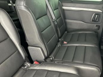 PEUGEOT E- Traveller 75kWh Allure Long MPV 5dr Electric Auto LWB (8 Seat, 11kW Charge