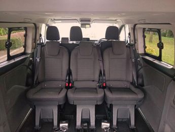 FORD TOURNEO CUSTOM 2.0 320 EcoBlue Titanium Minibus 5dr Diesel Auto L1 Euro 6 (s/s)