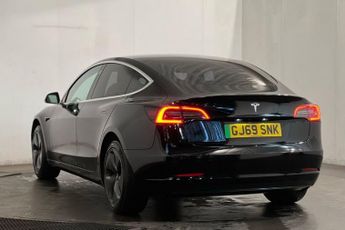 TESLA Model 3 Standard Range Plus Saloon 4dr Electric Auto RWD (241 bhp) Park 