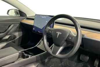 TESLA Model 3 Standard Range Plus Saloon 4dr Electric Auto RWD (241 bhp) Park 