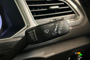 VOLKSWAGEN T-ROC 1.5 TSI EVO Active SUV 5dr Petrol DSG Euro 6 (s/s) (150 ps) Fron