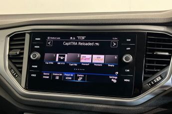 VOLKSWAGEN T-ROC 1.5 TSI EVO Active SUV 5dr Petrol DSG Euro 6 (s/s) (150 ps) Fron