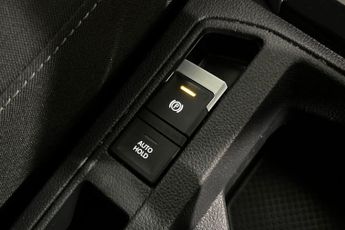 VOLKSWAGEN T-ROC 1.5 TSI EVO Active SUV 5dr Petrol DSG Euro 6 (s/s) (150 ps) Fron