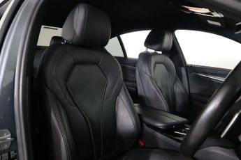 BMW 5 SERIES 2.0 520d MHT M Sport Steptronic Euro 6 (s/s) 4dr