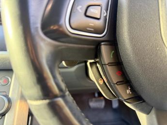 LAND ROVER RANGE ROVER EVOQUE 2.0 TD4 SE Tech SUV 5dr Diesel Auto 4WD Euro 6 (s/s) (180 ps)