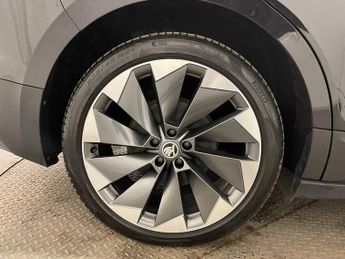 SKODA ENYAQ 62kWh 60 SUV 5dr Electric Auto (179 ps)