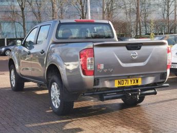 NISSAN NAVARA 2.3 dCi Acenta Pickup Double Cab 4dr Diesel Manual 4WD Euro 6 (s