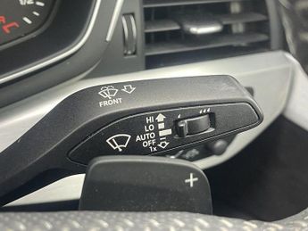 AUDI A4 2.0 TFSI 40 S line Saloon 4dr Petrol S Tronic Euro 6 (s/s) (190 