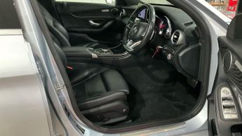MERCEDES-BENZ C-CLASS 2.1 C220d AMG Line Saloon 4dr Diesel G-Tronic+ Euro 6 (s/s) (170
