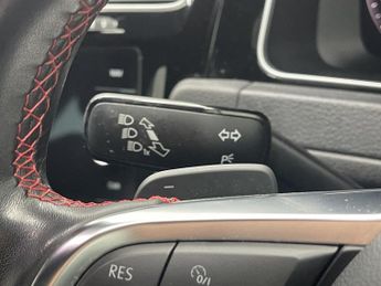 VOLKSWAGEN GOLF 2.0 TSI GPF GTI Performance Hatchback 3dr Petrol DSG Euro 6 (s/s