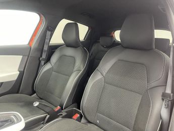 RENAULT CLIO 1.0 TCe S Edition Hatchback 5dr Petrol CVT A7 Euro 6 (s/s) (100 