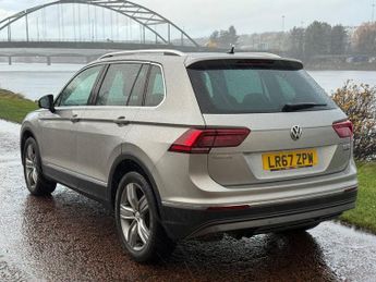 VOLKSWAGEN TIGUAN 2.0 TSI SEL SUV 5dr Petrol DSG 4Motion Euro 6 (s/s) (180 ps)