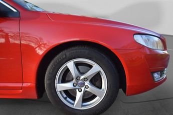 VOLVO V70 1.6 D2 Business Edition Estate 5dr Diesel Powershift Euro 5 (s/s