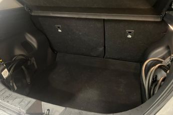 NISSAN LEAF 39kWh N-Connecta Hatchback 5dr Electric Auto (150 ps) Tech Pack,