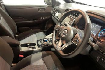 NISSAN LEAF 39kWh N-Connecta Hatchback 5dr Electric Auto (150 ps) Tech Pack,