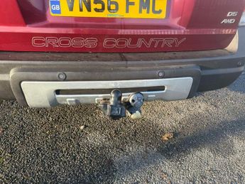 VOLVO XC70 2.4 D5 SE Lux Estate 5dr Diesel Geartronic AWD (224 g/km, 182 bh