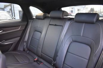 JAGUAR F-PACE 2.0 D200 MHEV R-Dynamic HSE SUV 5dr Diesel Auto AWD 204ps R-DYNA