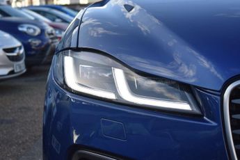 JAGUAR F-PACE 2.0 D200 MHEV R-Dynamic HSE SUV 5dr Diesel Auto AWD 204ps R-DYNA