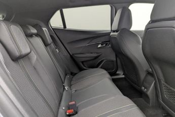 PEUGEOT E-2008 50kWh GT SUV 5dr Electric Auto (7kW Charger) (136 ps)