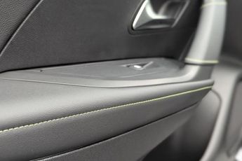 PEUGEOT E-2008 50kWh GT SUV 5dr Electric Auto (7kW Charger) (136 ps)