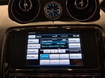 JAGUAR XJ 3.0d V6 Premium Luxury Saloon 4dr Diesel Auto Euro 5 (s/s) (275 